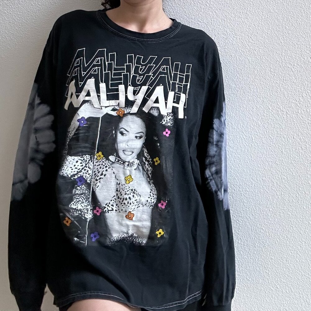 Aaliyah Long Sleeve Graphic Tee
